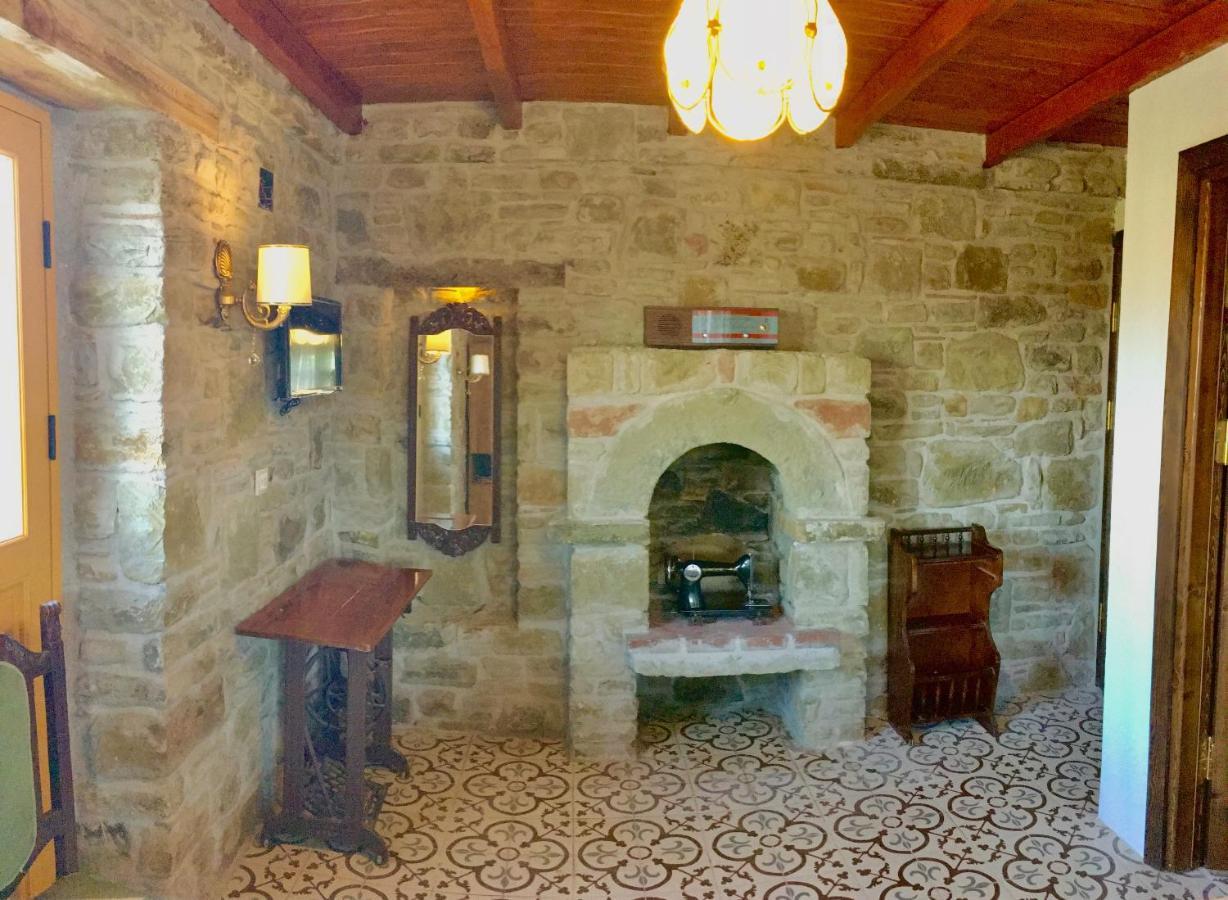Sari Keci Tas Otel İmroz المظهر الخارجي الصورة