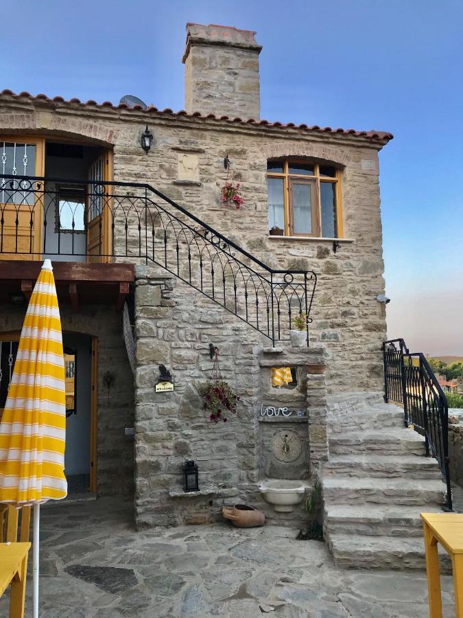Sari Keci Tas Otel İmroz المظهر الخارجي الصورة