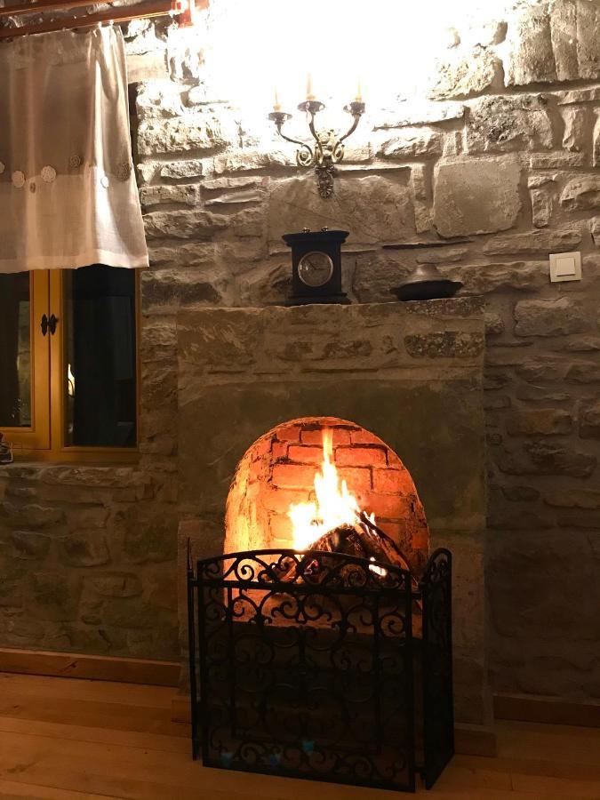 Sari Keci Tas Otel İmroz المظهر الخارجي الصورة